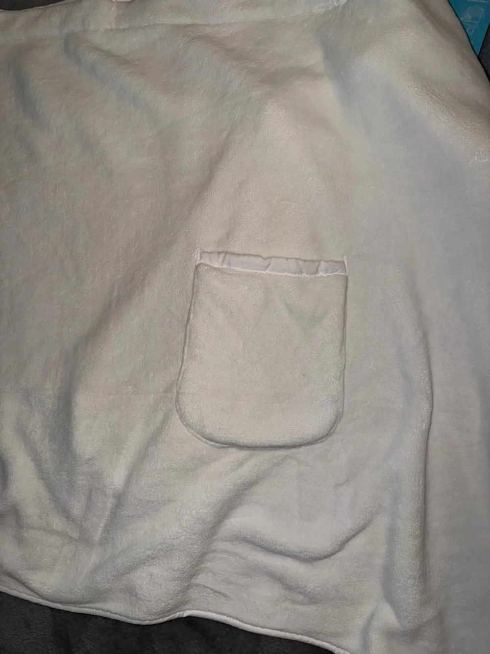 New White Wearable Toga Towel